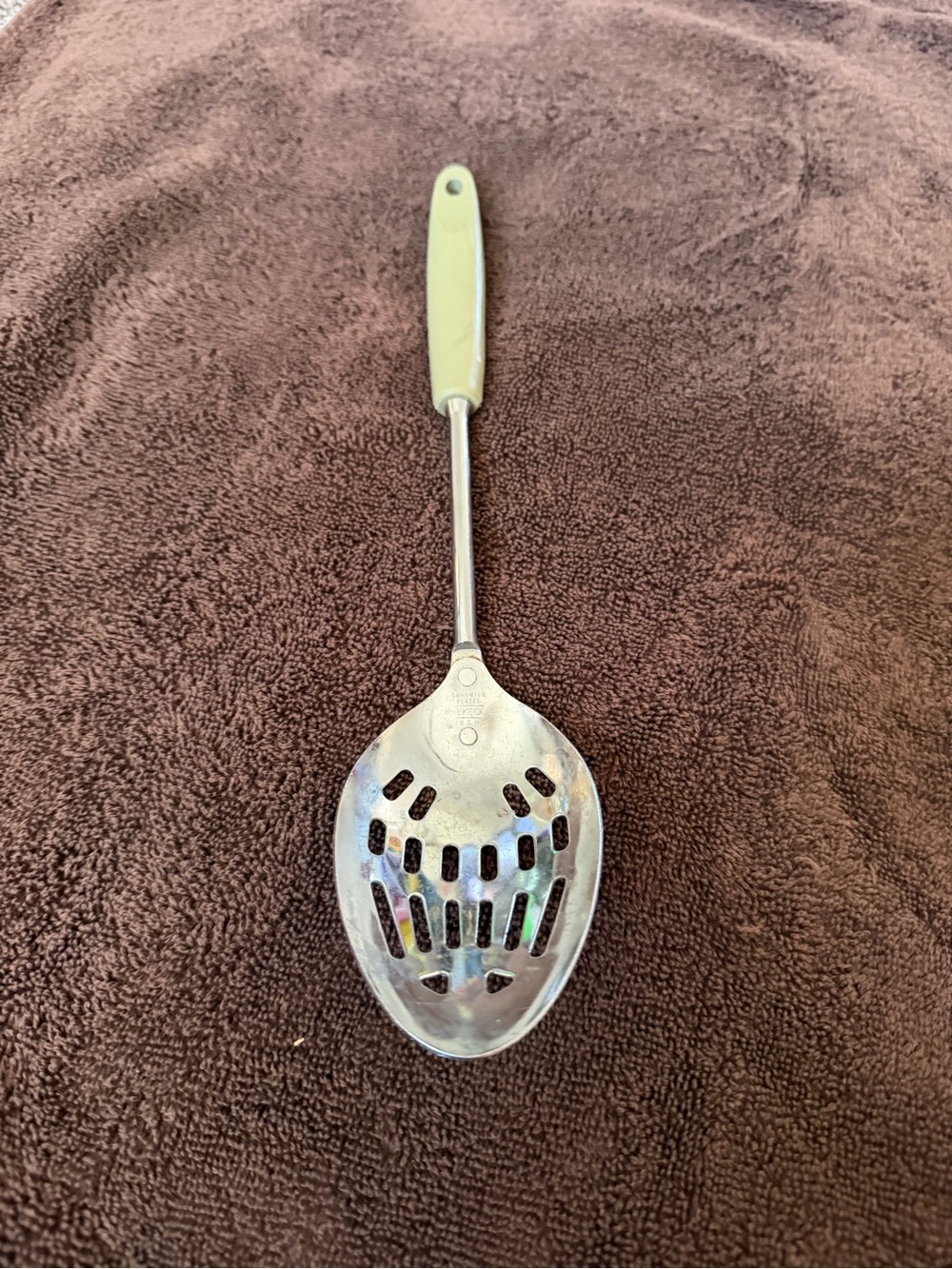 Ecko Unlimited Ivory-Style Handle Stainless Steel Slotted Serving Spoon